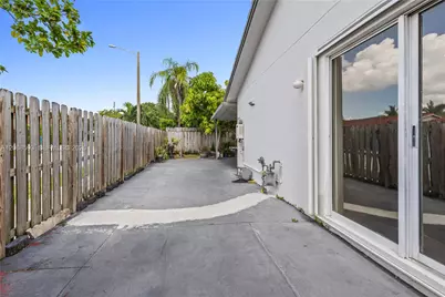 17150 SW 145th Ct, Miami, FL 33177 - Photo 28