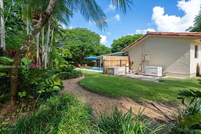 7190 SW 100th St, Pinecrest, FL 33156 - Photo 32