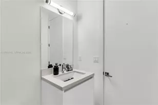 9730 NW 74th Terrace, Doral, FL 33178 - Photo 46
