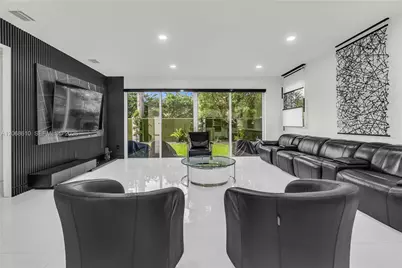9730 NW 74th Ter, Doral, FL 33178 - Photo 20