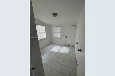 2628 Fletcher Ct #0, Hollywood, FL 33020 - Photo 8