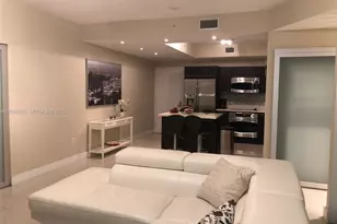 90 SW 3rd St, Miami, FL 33130 - Photo 2