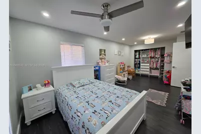 11122 SW 143rd Ct, Miami, FL 33186 - Photo 2