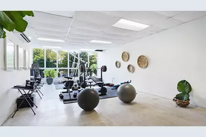 1750 James Ave #9J, Miami Beach, FL 33139 - Photo 10