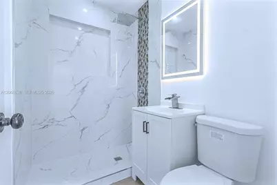 1854 Lauderdale Manor Dr, Fort Lauderdale, FL 33311 - Photo 16