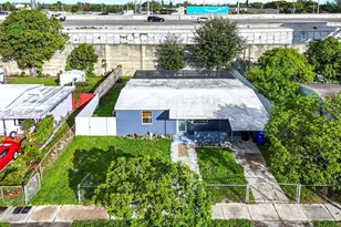 1854 Lauderdale Manor Dr, Fort Lauderdale, FL 33311 - Photo 26