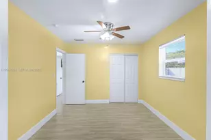 1854 Lauderdale Manor Dr, Fort Lauderdale, FL 33311 - Photo 12