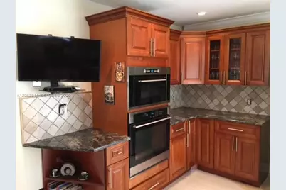 9888 NW 2nd St, Plantation, FL 33324 - Photo 6