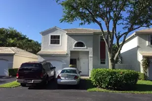 9888 NW 2nd St, Plantation, FL 33324 - Photo 2