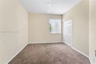 2004 Freeport Ln, Riviera Beach, FL 33404 - Photo 14