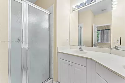 2004 Freeport Ln #4106, Riviera Beach, FL 33404 - Photo 18