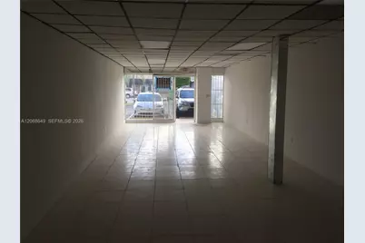 2315 NW 7th St #2315, Miami, FL 33125 - Photo 2