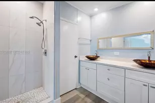 19800 SW 180th Ave, Miami, FL 33187 - Photo 4