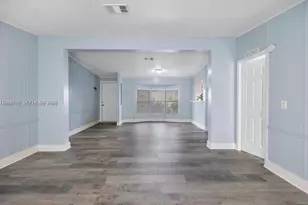 19800 SW 180th Ave, Miami, FL 33187 - Photo 6