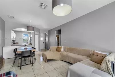 120 SE 6th Rd, Homestead, FL 33030 - Photo 8