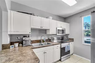 120 SE 6th Rd, Homestead, FL 33030 - Photo 4