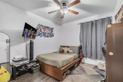 120 SE 6th Rd, Homestead, FL 33030 - Photo 10