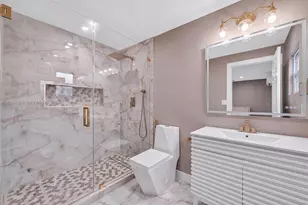 700 W 51st Pl, Hialeah, FL 33012 - Photo 24