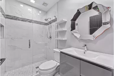 700 W 51st Pl, Hialeah, FL 33012 - Photo 20