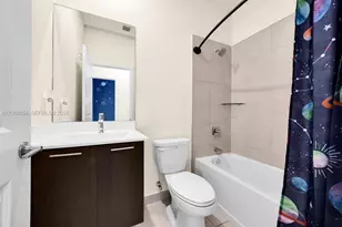 4691 NW 83rd Pkwy, Doral, FL 33166 - Photo 24
