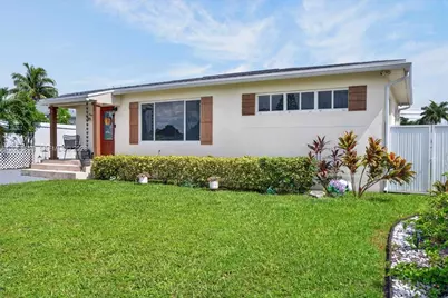 121 E 36th St, Hialeah, FL 33013 - Photo 6