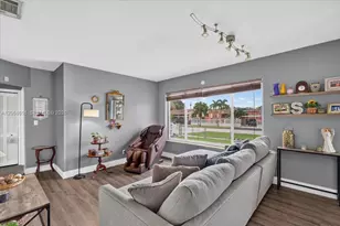 121 E 36th St, Hialeah, FL 33013 - Photo 8