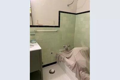 2421 Lake Pancoast Dr #4D, Miami Beach, FL 33140 - Photo 14