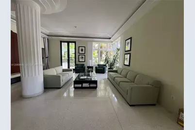 2421 Lake Pancoast Dr #4D, Miami Beach, FL 33140 - Photo 2