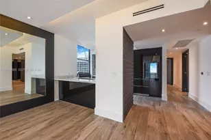 1010 Brickell Ave, Miami, FL 33131 - Photo 8