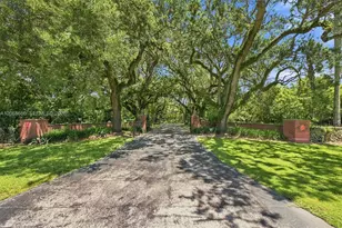 5885 SW 56th St, Miami, FL 33155 - Photo 2