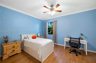 10660 SW 44th Ct, Davie, FL 33328 - Photo 36