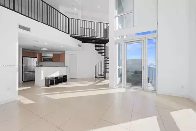 300 S Biscayne Blvd #L-1214, Miami, FL 33131 - Photo 1