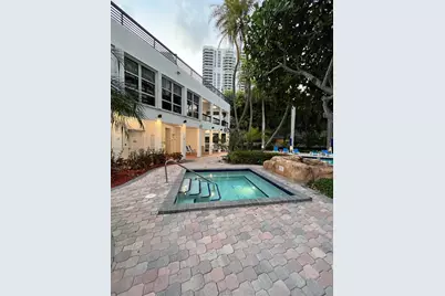 3600 Mystic Pointe Dr #1010, Aventura, FL 33180 - Photo 20