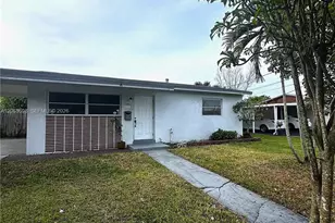 11935 SW 37th St, Miami, FL 33175 - Photo 6