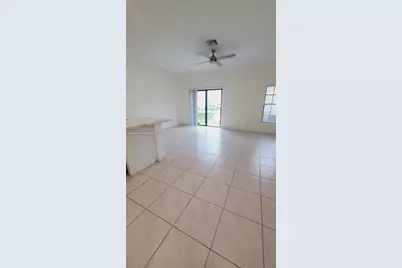 1100 SW 6th Ct #1100, Florida City, FL 33034 - Photo 10