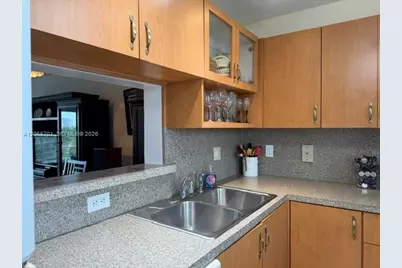 1445 Atlantic Shores Blvd #605, Hallandale Beach, FL 33009 - Photo 18