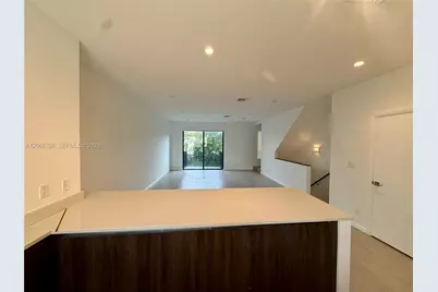 113 NE 6th St #609, Fort Lauderdale, FL 33304 - Photo 8