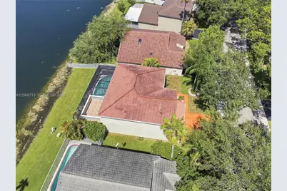 14060 Richwood Pl, Davie, FL 33325 - Photo 30