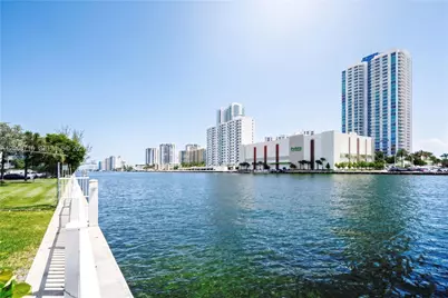 400 Leslie Dr #319, Hallandale Beach, FL 33009 - Photo 28