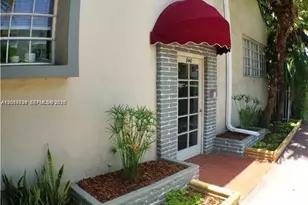840 10th St, Miami Beach, FL 33139 - Photo 2
