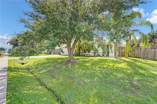 2826 SE Melaleuca Blvd, Port Saint Lucie, FL 34952 - Photo 20