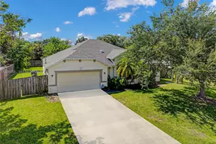 2826 SE Melaleuca Blvd, Port Saint Lucie, FL 34952 - Photo 2