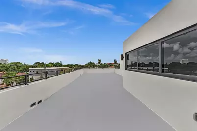 2222 SW 14th St #right, Miami, FL 33145 - Photo 56