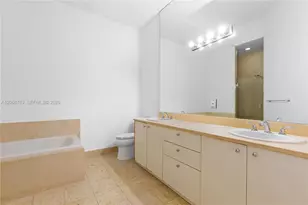 19900 E Country Club Dr, Aventura, FL 33180 - Photo 16
