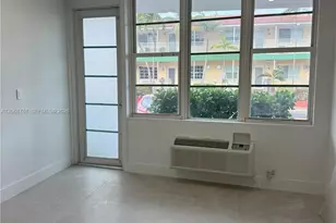 300 74th St, Miami Beach, FL 33141 - Photo 2