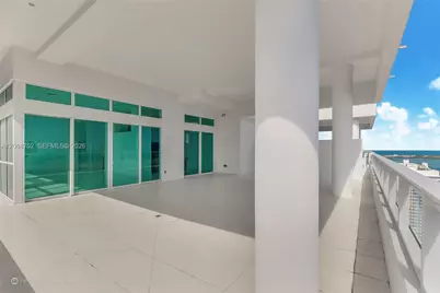 1080 Brickell Ave #4401, Miami, FL 33131 - Photo 6