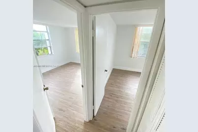 492 NW 165th St Rd #C-415, Miami, FL 33169 - Photo 8