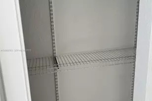 7110 NW 179th St, Hialeah, FL 33015 - Photo 16