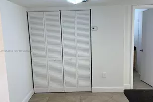 7110 NW 179th St, Hialeah, FL 33015 - Photo 14