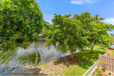 7070 NW 173rd Dr #304, Hialeah, FL 33015 - Photo 42